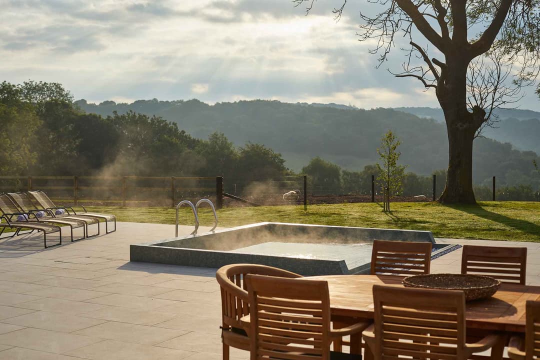 Falcon Farmhouse - Photo